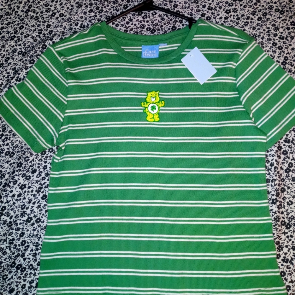 Care Bear crop top 🍀